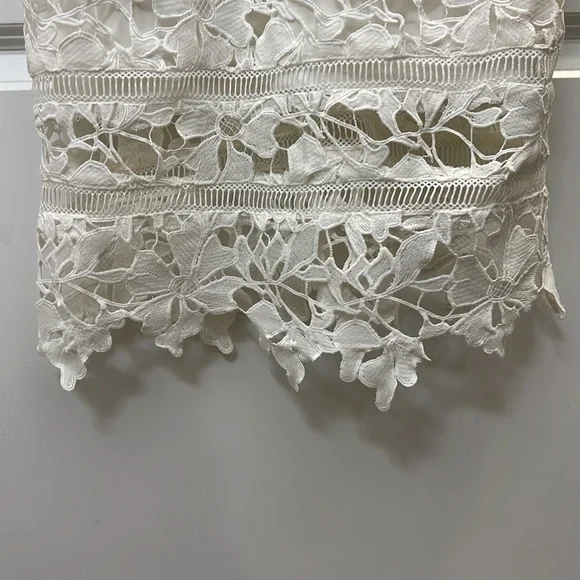 ASTR Lace Dress - Picture 7 of 9